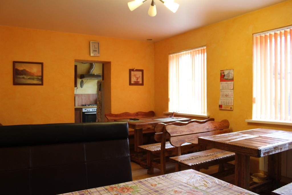 Raubichi Hotel Bagian luar foto
